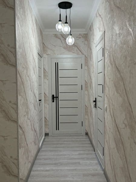 С ремонтом Поблизости есть школа и базар Куйлук — фото 2