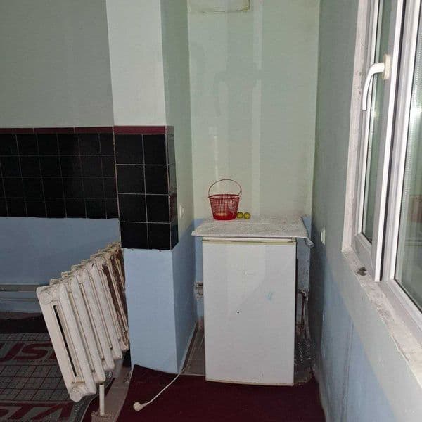 Uy, yunusobod tumani , mo'ljal: Shahrisabz ko'chasi.<br />
<