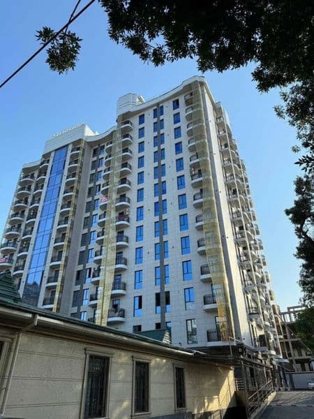 ЖК SKYLINE TOWERS<br />
Сдается на аренду<br />
3 ком. Кварт