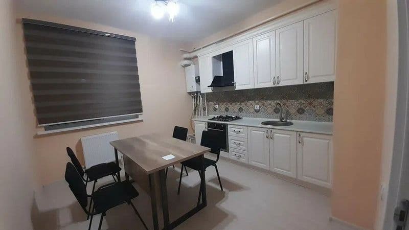 4хонали квартира ижарага берилади. +2 хона соколний этаж. 2т — фото 5