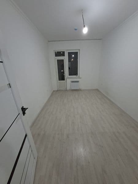 Аренда <br />
Сергили Спутник 16а.<br />
 2/3/16. Пустой ква