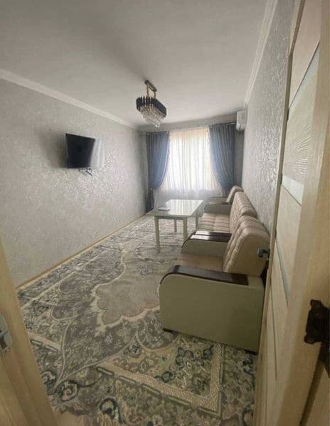 Район - Алмазарский<br />
Ориентир - сити<br />
Комнат - 2<b