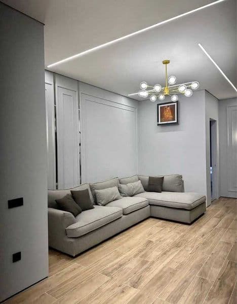 Сдается 4 - х комнатная квартира  Ойбек на протиав Аты-Баты 