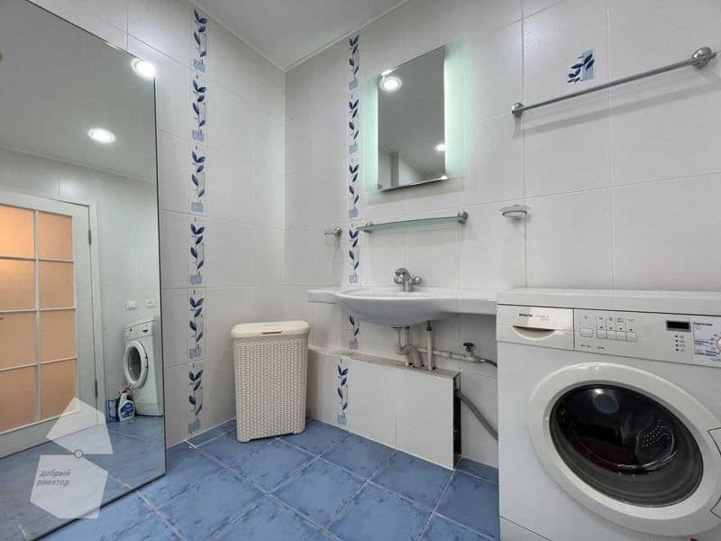 Район: Яшнабадский<br />
Адрес: Паркентский<br />
<br />
• К — фото 5