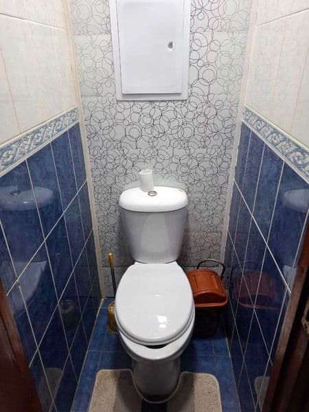 - Аренда 2в3 комнатная, 3 этаж 4 этажного дома,  чистая, с р — фото 2