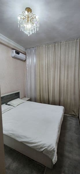 3/2/4 высокопотолочка кирпич 700$ Ориентир гостиницы России 