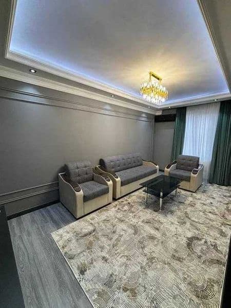 Район: Мирзо-Улугбекский<br />
Адрес: Дархан<br />
<br />
•  — фото 3