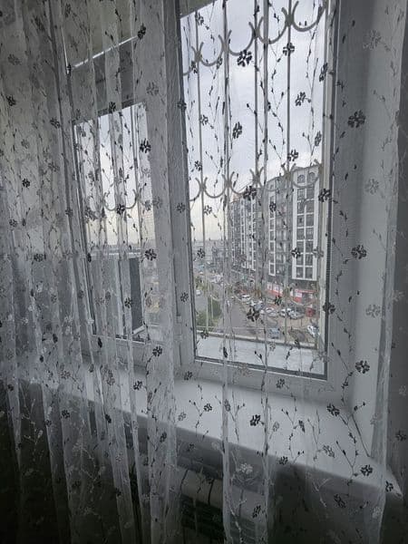 Sergeli 6a 20 Dom 6 etaj tarchavoy 2 xonali <br />
China hou