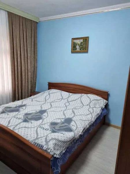 Абдуллох — Агент недвижимости.<br />
Имеется огромная база к