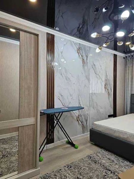 Район: Шайхонтохур<br />
Адрес: Камолон<br />
<br />
Комнат: — фото 3