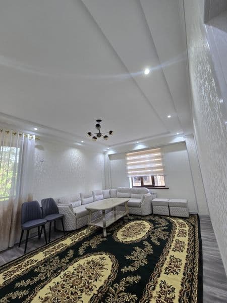 Uchtepa 14 mavzeda joylashgan novostroyka dom, 80kv m. Yangi