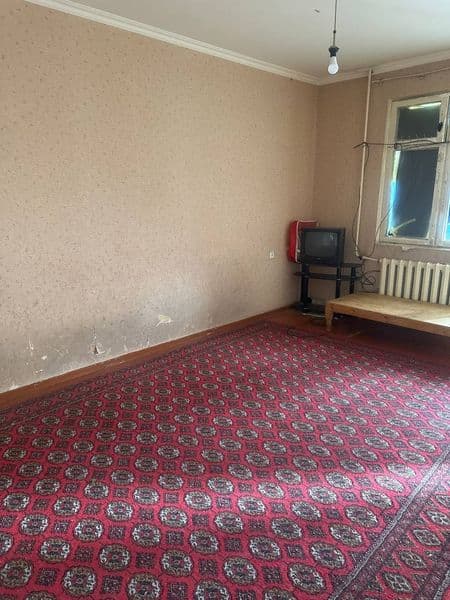 2 xonali uy yaqinda Magazin va boshqa kereli joylar bor sroc