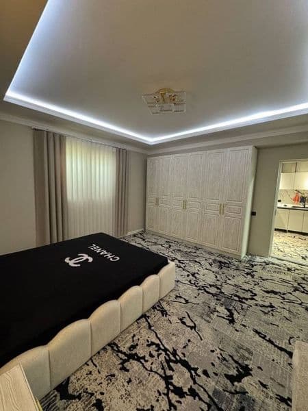 Sergeli tumani mashena bozori yonida oilaga talabalarga kvar