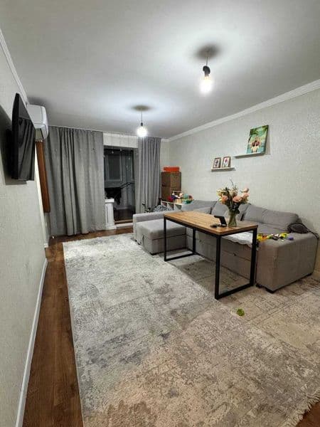 Сдается квартира с красивым ремонтом<br />
<br />
• Район: М