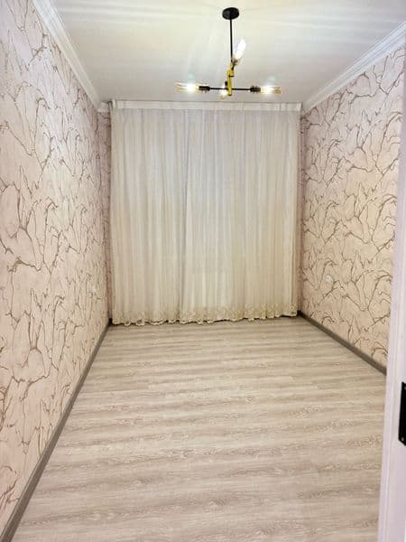 С ремонтом Поблизости есть школа и базар Куйлук — фото 3