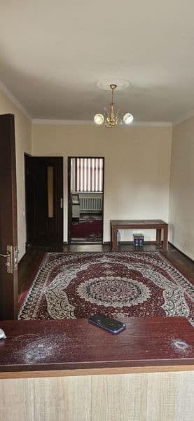 Toza ozoda  oilani ijaraga qoyaman chilonzor 8 kvartl 4 etaj