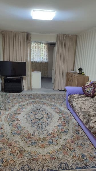 Сдам квартиру на Чиланзаре 6, 2 ком, на 1 этаже, 4 этажного 