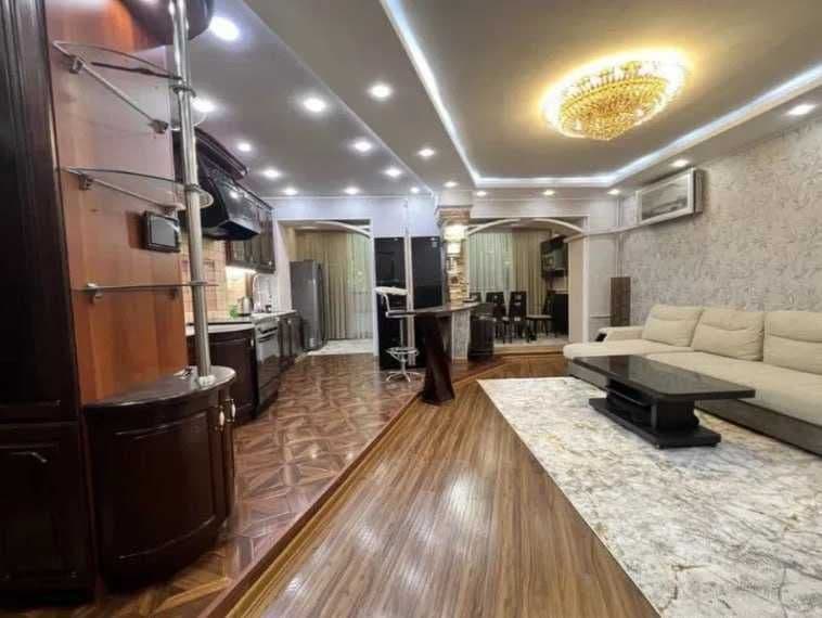 Сдаётся квартира на Ц-2<br />
Ориентир - Музыкальный Лицей<b — фото 2