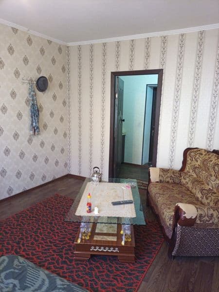 kv arenda yakasaroy rakat maxala 1-xona 2-etaj 4-qavatli. sh