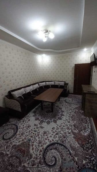 Сдается в аренду квартира на долгий срок.<br />
Массив Яланг