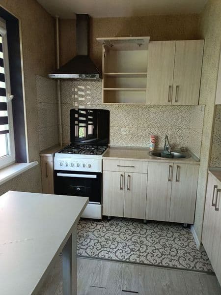 Янгихаёт <br />
Спутник 15 <br />
1 комнатная/2этаж/5 этажно