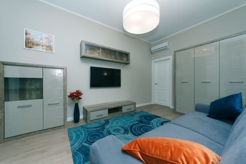 Сдается квартира на Германа Лопатина (Юнус Раджабий) 2/4/5. 