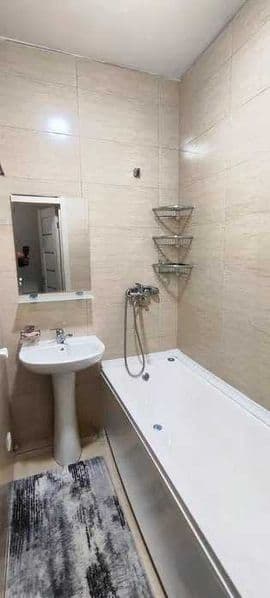 Сдаётся шикарная 3-комнатная квартира в Новостройка<br />
<b — фото 5