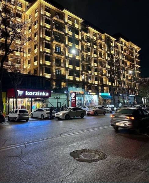 Сдаётся  Срочно 2 -комнатная 3 -этаж <br />
Улица-Сайрам-4 < — фото 2