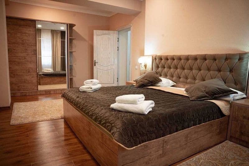 Сдается квартира<br />
<br />
Район: Шайхантахурский<br />
А — фото 2