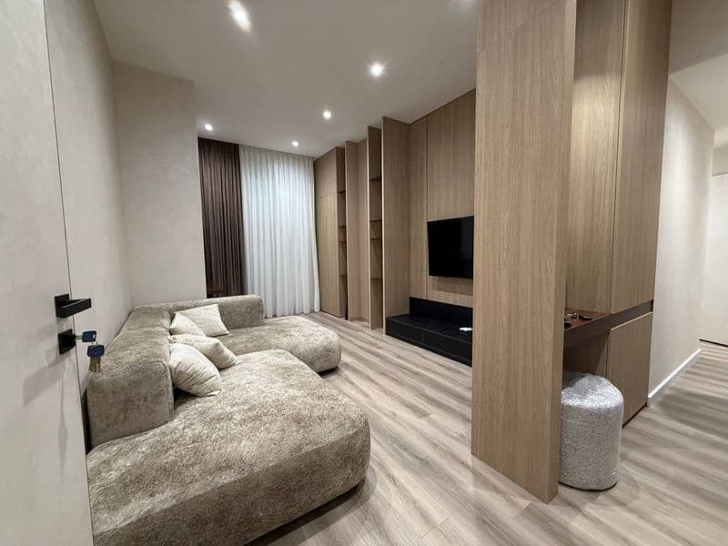 Аренда квартиры 2/2/4 Новомосковская <br />
<br />
Ор-р: ста