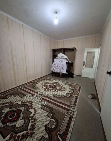 Arenda Chilonzor 12<br />
Bollaga qizlaga, oilaga <br />
1/4