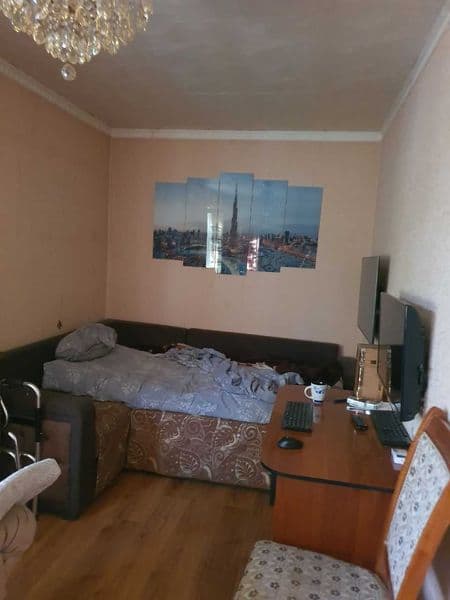 Сдается своя в аренду 2 комнатная, на 2 этаже, балкон 2*6<br — фото 4