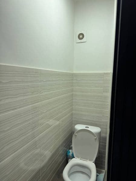 Срочно сдаю 3-х комнатную Пустую квартиру.Для семейной пары  — фото 4