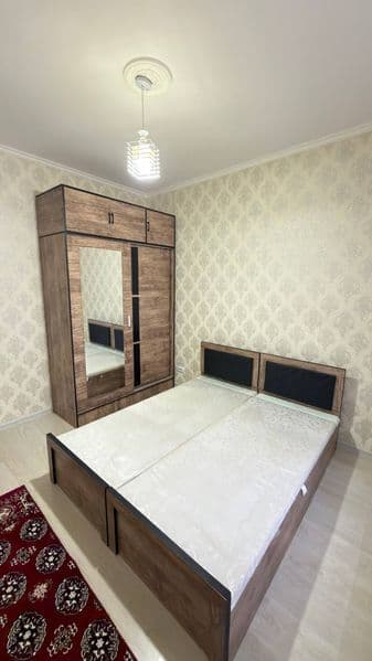 Оlmos metro. Kadisheva bozor<br />
 Kimlarga: Qizlarga<br />