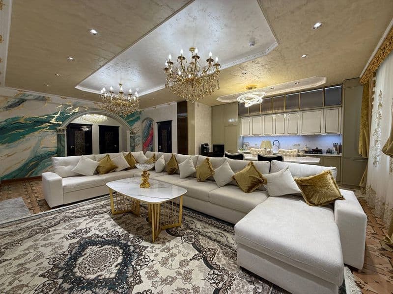 СРОЧНО АРЕНДА <br />
Продается 3х-комнатная квартира<br />
в