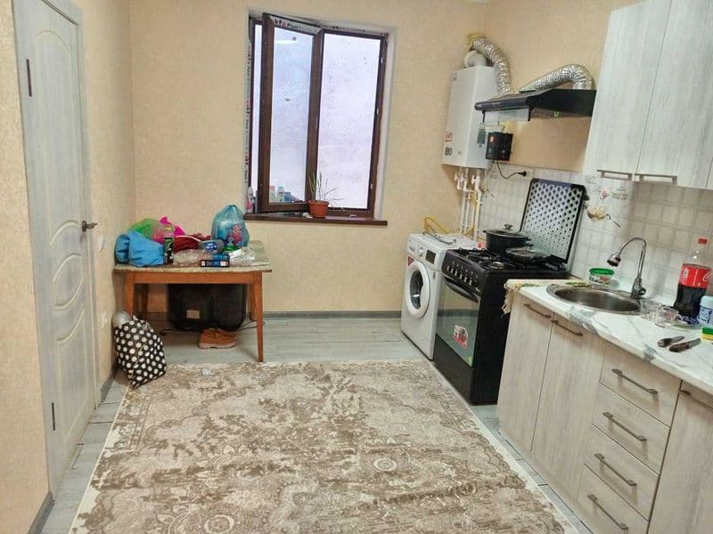 hamma sharoiti bor . yosh oulaga beriladi. maklerlarga beril