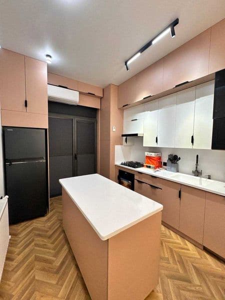 Район: Мирзо Улугбекский<br />
Адрес: Ц-1<br />
<br />
Комна — фото 5