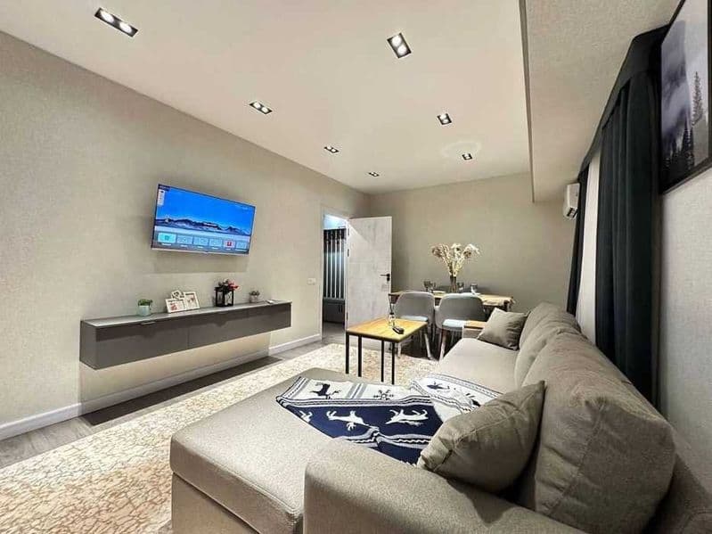 Уникальное предложение аренды в самом центре города <br />
< — фото 2