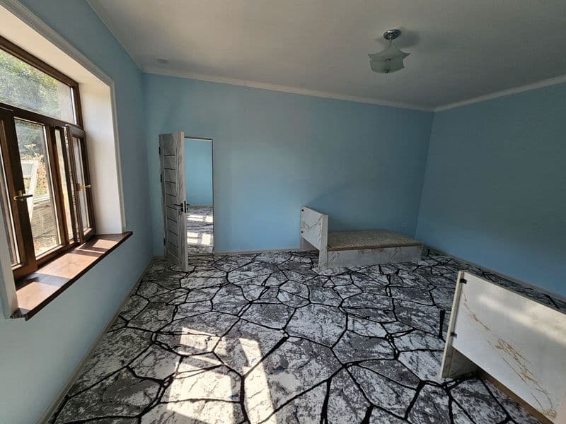 Yunusobodda yangi qurilgan uchastkada arenda, 2 hona+oshhona