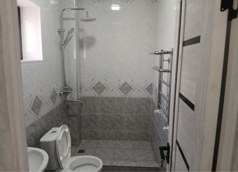 Mebel bilan jihozlangan<br />
Maishiy texnikalar bor<br />
I — фото 3