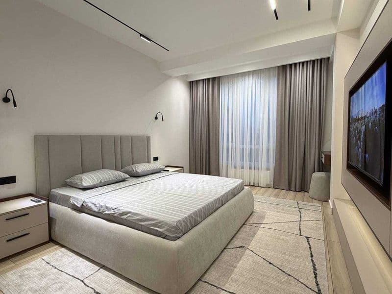 сдаю 3-х комнатную квартиру на 7 этаже,<br />
В квартире ест