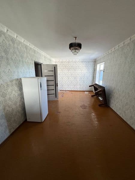 Район - Алмазарский<br />
Ориентир - Сой бой<br />
Комнат - 