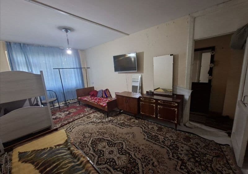 Сдаётся 1 комнатная квартира на Чиланзаре Г 9а квартале Фарх