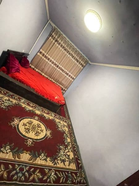 1 xonali kvartira ijaraga beriladi.<br />
Joylashuvi: Oybek  — фото 2