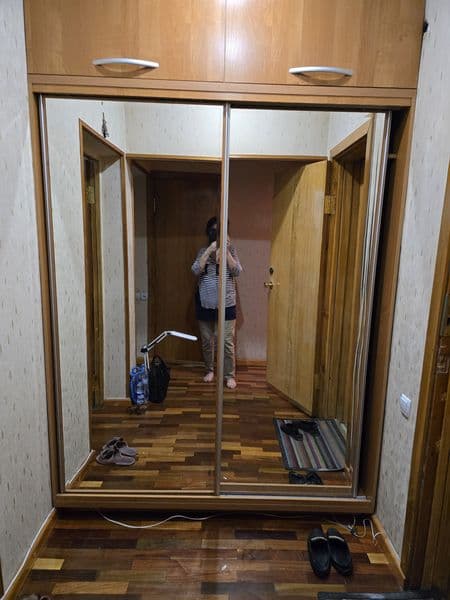 2/4/9ул. Афросиеб д.6,  своя, укомплектована, 63.0кв.м.  Плю