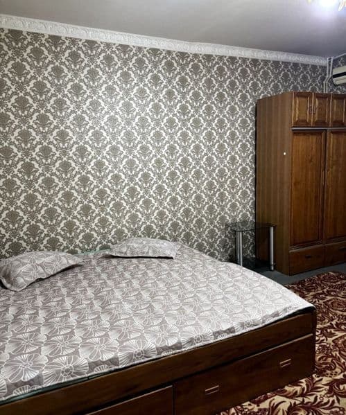 Narxi 250$<br />
без маклер риелтор сиз узимми уйимни ижараг