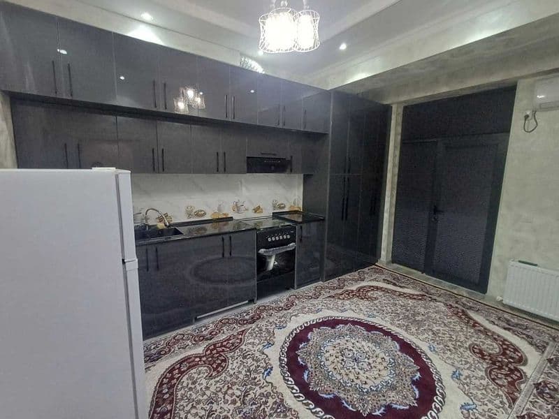 Olmos MFY, metroga piyoda 15 minutlik yo'l, 1/2 xona qilinga