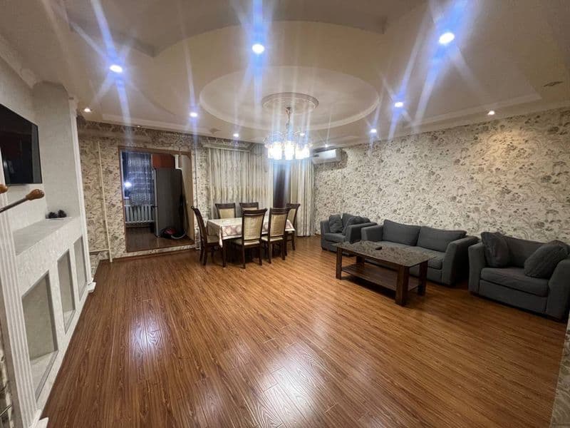 Аренда Садык азимова срочно комиссия 50%<br />
<br />
4/3/5