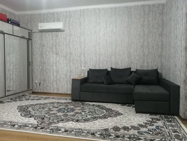 Сдается 1 комнатная квартира с отличным ремонтом. В квартире