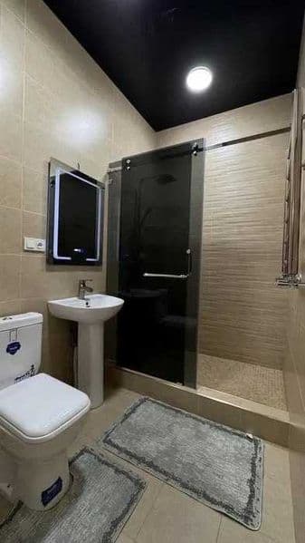 Район ; Мирабадский<br />
Адрес : Метро Космонавтов<br />
<b — фото 5